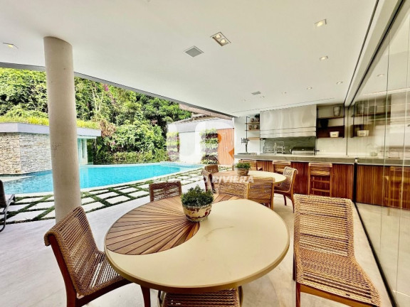 Imagem Casa com 7 Quartos à Venda, 731 m² em Riviera | Módulo 21 - Bertioga Imagem Casa com 7 Quartos à Venda, 731 m² em Riviera | Módulo 21 - Bertioga