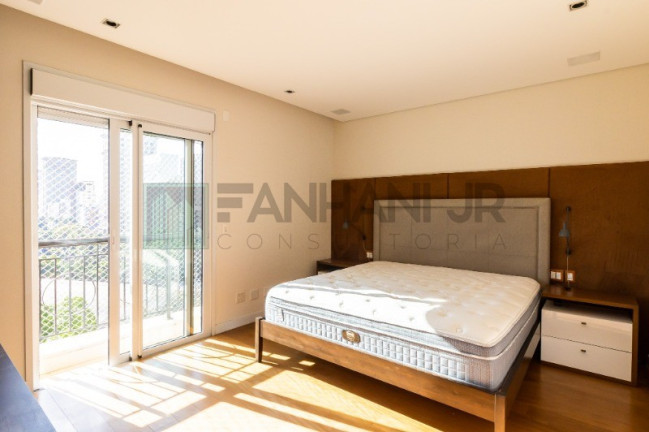 Imagem Imóvel com 3 Quartos à Venda, 366 m² em Jardim Europa - São Paulo Imagem Imóvel com 3 Quartos à Venda, 366 m² em Jardim Europa - São Paulo