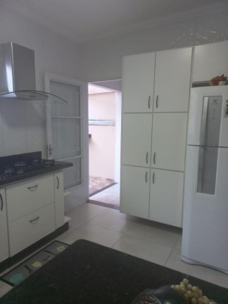 Imagem Sobrado com 3 Quartos à Venda, 110 m² em Jardim Adolpho Bim - Marília Imagem Sobrado com 3 Quartos à Venda, 110 m² em Jardim Adolpho Bim - Marília