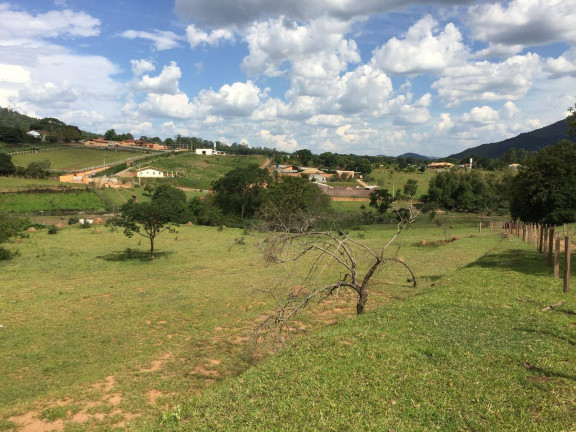 Imagem Chácara à Venda, 20 m² em Agudo Dos Frias - Bragança Paulista Imagem Chácara à Venda, 20 m² em Agudo Dos Frias - Bragança Paulista