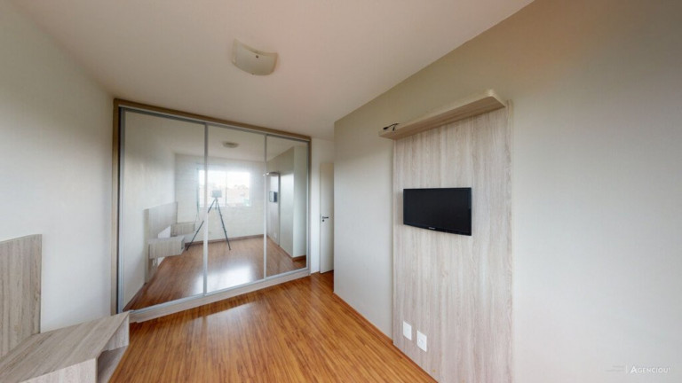 Imagem Imóvel com 2 Quartos à Venda, 46 m² em Cavalhada - Porto Alegre Imagem Imóvel com 2 Quartos à Venda, 46 m² em Cavalhada - Porto Alegre