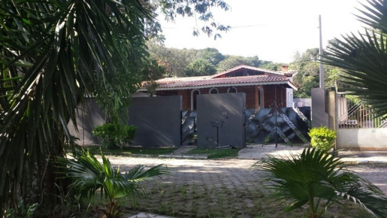 Imagem Chácara com 3 Quartos à Venda, 320 m² em Chácara Brisa Da Serra - Atibaia Imagem Chácara com 3 Quartos à Venda, 320 m² em Chácara Brisa Da Serra - Atibaia