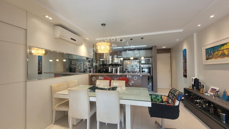 Imagem Apartamento com 3 Quartos à Venda, 89 m² em Itacorubi - Florianópolis Imagem Apartamento com 3 Quartos à Venda, 89 m² em Itacorubi - Florianópolis