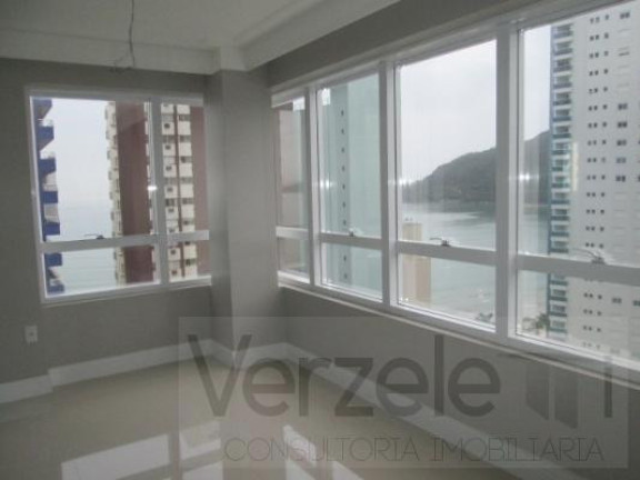 Imagem Apartamento com 3 Quartos à Venda, 136 m² em Centro - Balneário Camboriú Imagem Apartamento com 3 Quartos à Venda, 136 m² em Centro - Balneário Camboriú