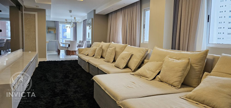 Imagem Cobertura com 5 Quartos à Venda, 261 m² em Barra Sul - Balneário Camboriú Imagem Cobertura com 5 Quartos à Venda, 261 m² em Barra Sul - Balneário Camboriú