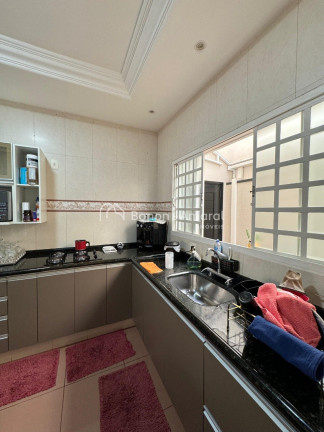 Imagem Casa de Condomínio com 3 Quartos à Venda, 250 m² em Condomínio Okinawa - Paulínia Imagem Casa de Condomínio com 3 Quartos à Venda, 250 m² em Condomínio Okinawa - Paulínia