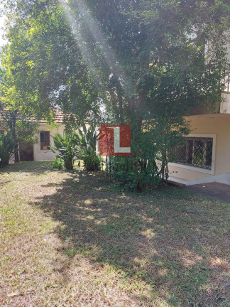 Imagem Casa com 7 Quartos à Venda, 400 m² em Pacaembu - São Paulo Imagem Casa com 7 Quartos à Venda, 400 m² em Pacaembu - São Paulo