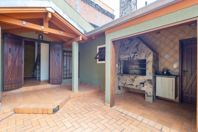 Imagem Casa com 4 Quartos à Venda, 300 m² em Boa Vista - Curitiba Imagem Casa com 4 Quartos à Venda, 300 m² em Boa Vista - Curitiba