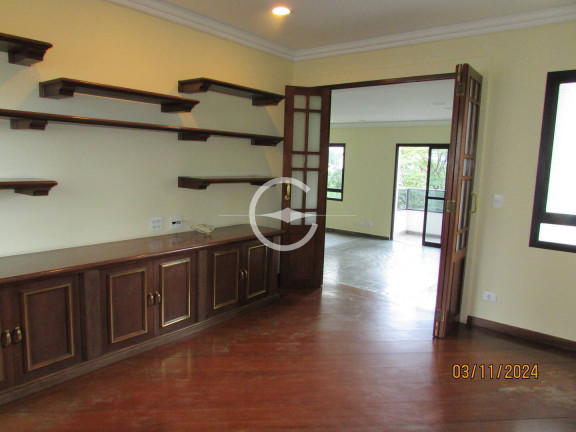 Imagem Apartamento com 4 Quartos à Venda, 220 m² em Moema - São Paulo