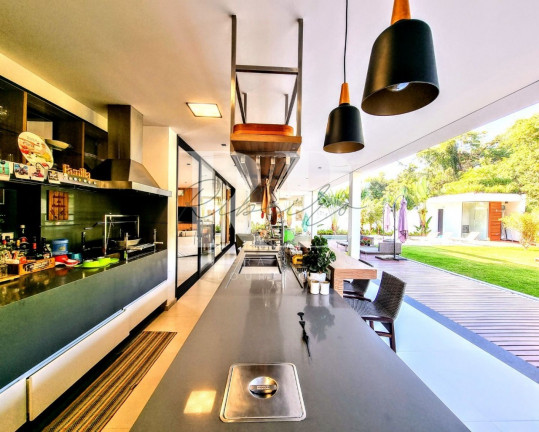 Imagem Imóvel com 5 Quartos à Venda, em Riviera - Bertioga Imagem Imóvel com 5 Quartos à Venda, em Riviera - Bertioga