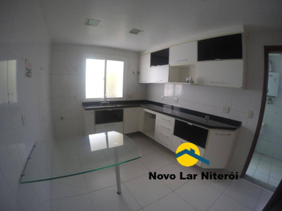 Imagem Casa com 4 Quartos à Venda, 180 m² em São Francisco - Niterói Imagem Casa com 4 Quartos à Venda, 180 m² em São Francisco - Niterói