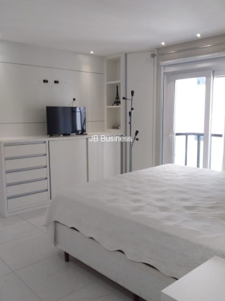 Imagem Imóvel com 3 Quartos à Venda, 228 m² em Centro - Balneário Camboriú Imagem Imóvel com 3 Quartos à Venda, 228 m² em Centro - Balneário Camboriú