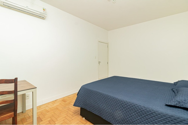 Imagem Imóvel com 3 Quartos à Venda, em Moinhos De Vento - Porto Alegre Imagem Imóvel com 3 Quartos à Venda, em Moinhos De Vento - Porto Alegre