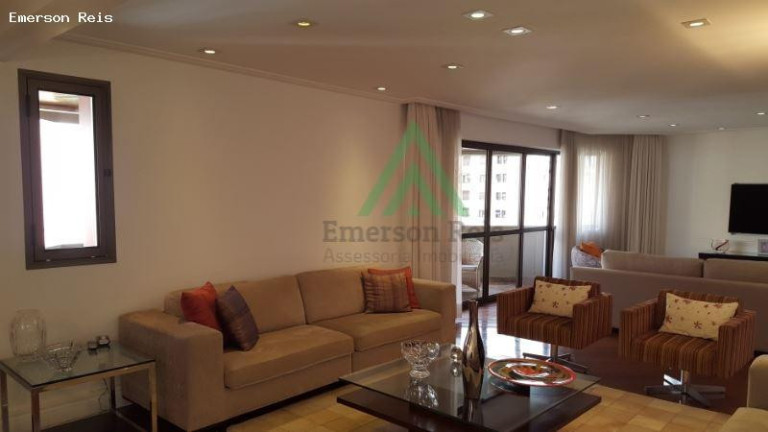Imagem Casa com 5 Quartos à Venda, 275 m² em Campo Belo - São Paulo