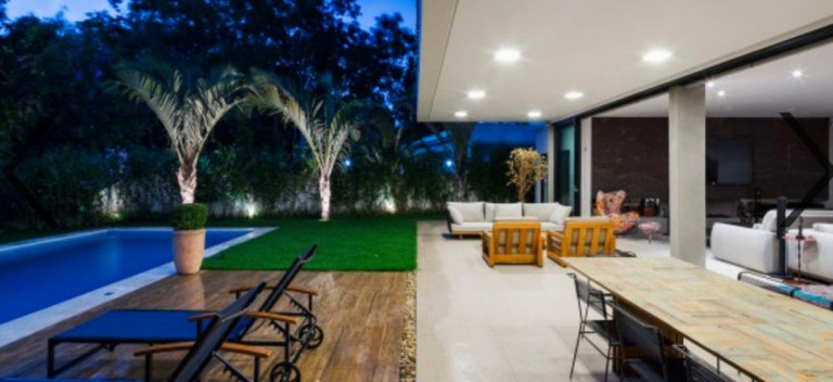 Imagem Casa de Condomínio com 5 Quartos à Venda, 730 m² em Alpha Conde - Alphaville