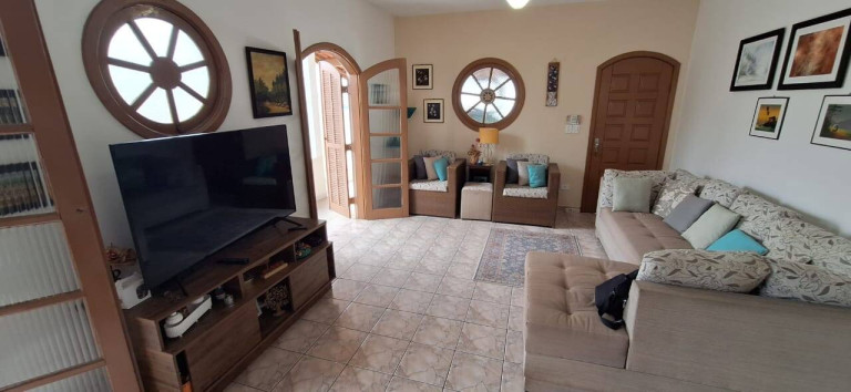 Imagem Casa com 5 Quartos à Venda, 224 m² em Jardim Barra De Jangadas - Peruíbe Imagem Casa com 5 Quartos à Venda, 224 m² em Jardim Barra De Jangadas - Peruíbe