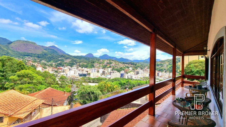 Imagem Casa com 4 Quartos à Venda, 167 m² em Fazendinha - Teresópolis Imagem Casa com 4 Quartos à Venda, 167 m² em Fazendinha - Teresópolis