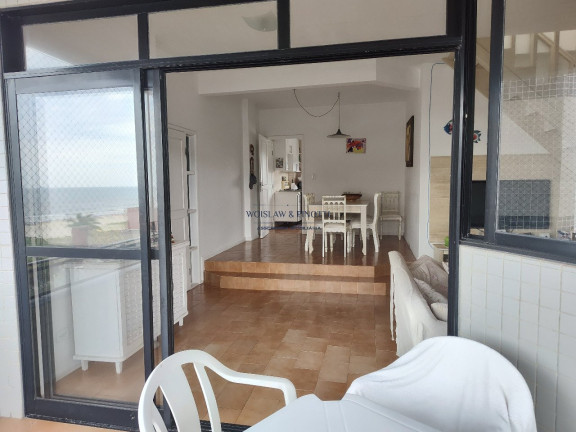 Imagem Cobertura com 4 Quartos à Venda, 339 m² em Caiobá - Matinhos Imagem Cobertura com 4 Quartos à Venda, 339 m² em Caiobá - Matinhos