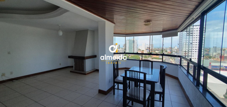 Imagem Cobertura com 3 Quartos à Venda, 205 m² em Centro - Tramandaí