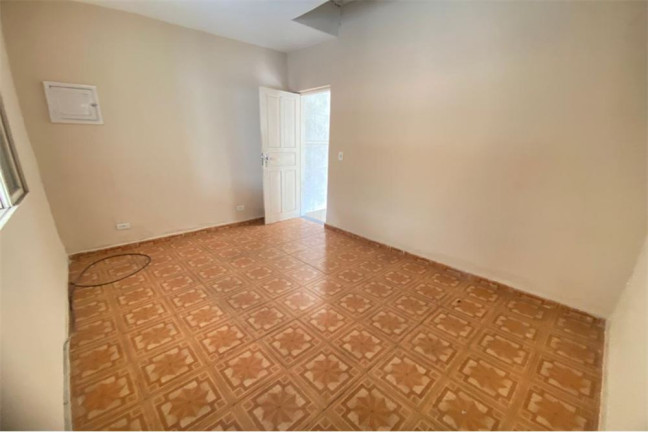 Imagem Casa com 2 Quartos à Venda, em Vila Tolstoi - São Paulo Imagem Casa com 2 Quartos à Venda, em Vila Tolstoi - São Paulo