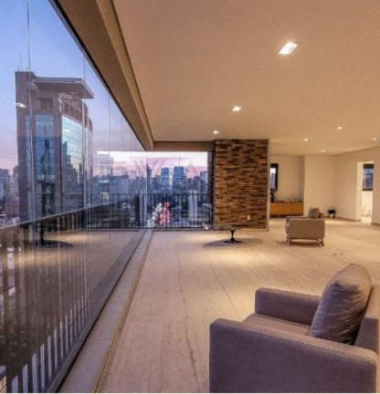 Imóvel com 4 Quartos à Venda, 303 m² em Vila Nova Conceição - São Paulo