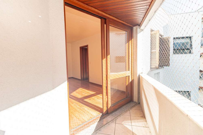 Imagem Apartamento com 2 Quartos à Venda, 66 m² em Petrópolis - Porto Alegre Imagem Apartamento com 2 Quartos à Venda, 66 m² em Petrópolis - Porto Alegre