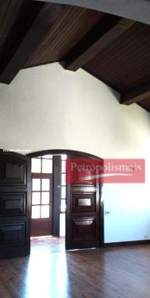 Imagem Casa com 3 Quartos à Venda, 166 m² em São Sebastião - Petrópolis Imagem Casa com 3 Quartos à Venda, 166 m² em São Sebastião - Petrópolis