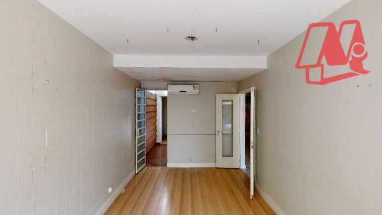 Imagem Casa com 3 Quartos à Venda, 196 m² em Rio Branco - Porto Alegre Imagem Casa com 3 Quartos à Venda, 196 m² em Rio Branco - Porto Alegre