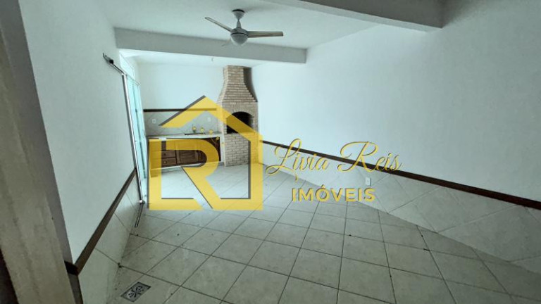 Imagem Casa com 5 Quartos para Alugar, 250 m² em Costazul - Rio Das Ostras