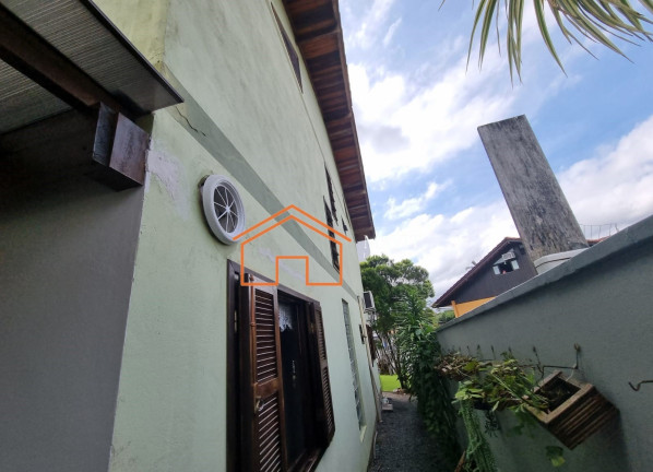 Imagem Casa com 4 Quartos à Venda, 240 m² em Costa E Silva - Joinville Imagem Casa com 4 Quartos à Venda, 240 m² em Costa E Silva - Joinville