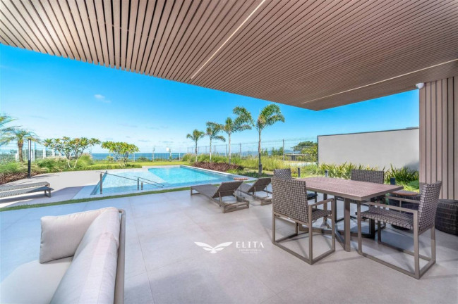 Imagem Casa com 5 Quartos à Venda, 458 m² em Praia Do Estaleiro - Balneário Camboriú Imagem Casa com 5 Quartos à Venda, 458 m² em Praia Do Estaleiro - Balneário Camboriú