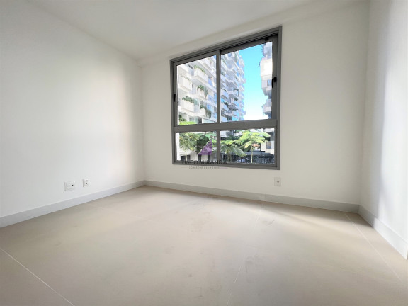 Imagem Imóvel com 3 Quartos à Venda, 102 m² em Botafogo - Rio De Janeiro Imagem Imóvel com 3 Quartos à Venda, 102 m² em Botafogo - Rio De Janeiro