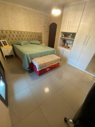 Imagem Sobrado com 6 Quartos à Venda, 300 m² em Vila Nova Bonsucesso - Guarulhos Imagem Sobrado com 6 Quartos à Venda, 300 m² em Vila Nova Bonsucesso - Guarulhos