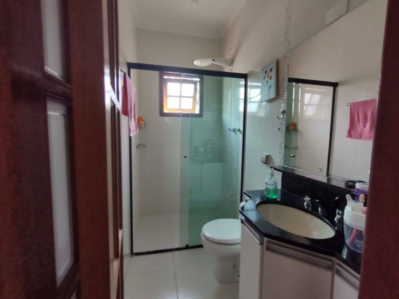 Imagem Casa à Venda, em Atibaia Imagem Casa à Venda, em Atibaia