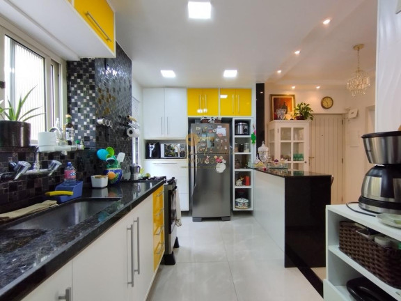 Imagem Apartamento com 3 Quartos à Venda, 101 m² em Várzea - Teresópolis Imagem Apartamento com 3 Quartos à Venda, 101 m² em Várzea - Teresópolis