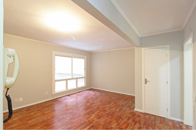 Imagem Apartamento com 1 Quarto à Venda, 35 m² em Centro Histórico - Porto Alegre Imagem Apartamento com 1 Quarto à Venda, 35 m² em Centro Histórico - Porto Alegre