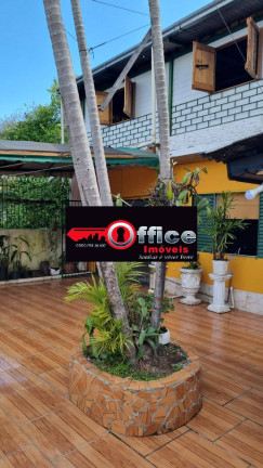 Casa com 3 Quartos à Venda, 500 m² em Canoas