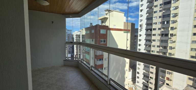 Imagem Apartamento com 3 Quartos à Venda, 114 m² em 2 Quadra Centro - Balneário Camboriú