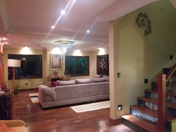 Imagem Imóvel com 4 Quartos à Venda, 360 m² em São Fernando Residência - Barueri Imagem Imóvel com 4 Quartos à Venda, 360 m² em São Fernando Residência - Barueri