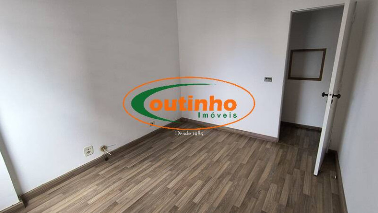 Imagem Apartamento com 3 Quartos à Venda, 119 m² em Maracanã - Rio De Janeiro Imagem Apartamento com 3 Quartos à Venda, 119 m² em Maracanã - Rio De Janeiro