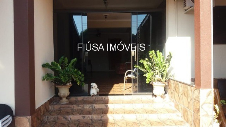 Imagem Casa com 4 Quartos à Venda, 300 m² em Parque Residencial Cândido Portinari - Ribeirão Preto Imagem Casa com 4 Quartos à Venda, 300 m² em Parque Residencial Cândido Portinari - Ribeirão Preto