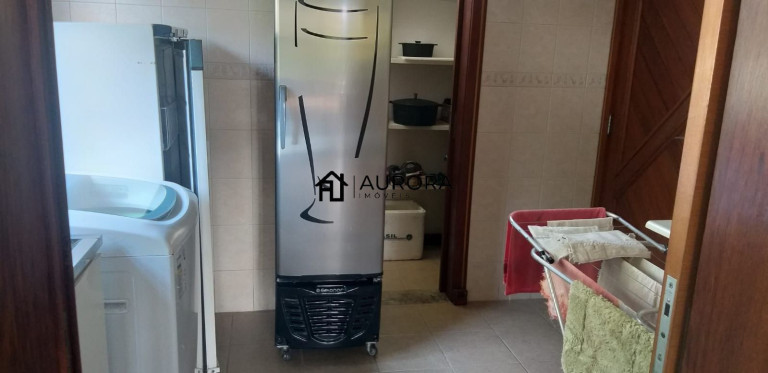 Imagem Casa com 4 Quartos à Venda, 351 m² em Taquaras - Balneário Camboriú Imagem Casa com 4 Quartos à Venda, 351 m² em Taquaras - Balneário Camboriú
