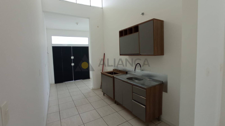 Imagem Sobrado com 3 Quartos à Venda,  em Centro - Navegantes