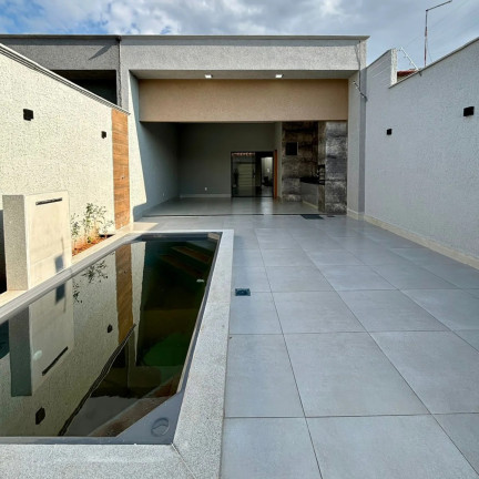 Imóvel com 
            	3             Quartos à Venda, 117 m² em 
            	Jardim Dos Girassois             - 
            	Aparecida De Goiania            