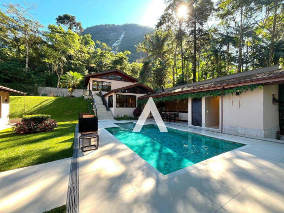 Imagem Casa com 5 Quartos à Venda, 498 m² em Comary - Teresópolis Imagem Casa com 5 Quartos à Venda, 498 m² em Comary - Teresópolis