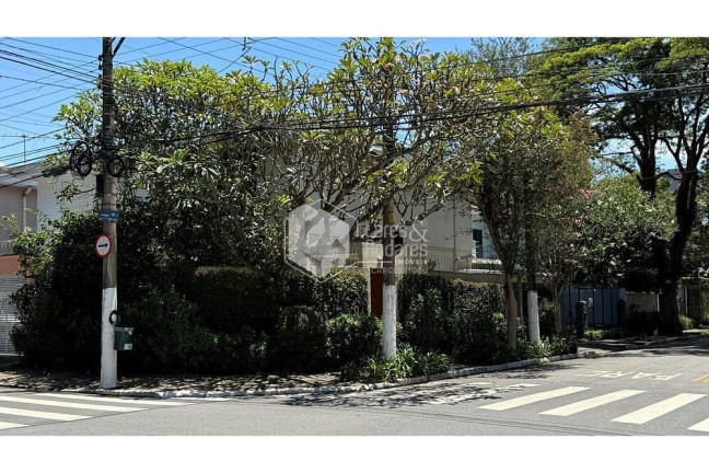 Imagem Casa com 4 Quartos à Venda, 185 m² em Campo Belo - São Paulo Imagem Casa com 4 Quartos à Venda, 185 m² em Campo Belo - São Paulo