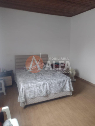 Imagem Imóvel com 3 Quartos à Venda, 2.000 m² em Santana - Cotia Imagem Imóvel com 3 Quartos à Venda, 2.000 m² em Santana - Cotia