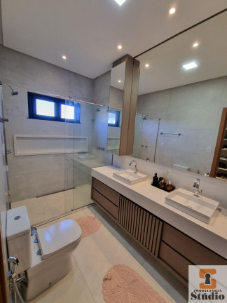 Imagem Casa com 4 Quartos à Venda, 360 m² em Papagaio - Feira De Santana Imagem Casa com 4 Quartos à Venda, 360 m² em Papagaio - Feira De Santana