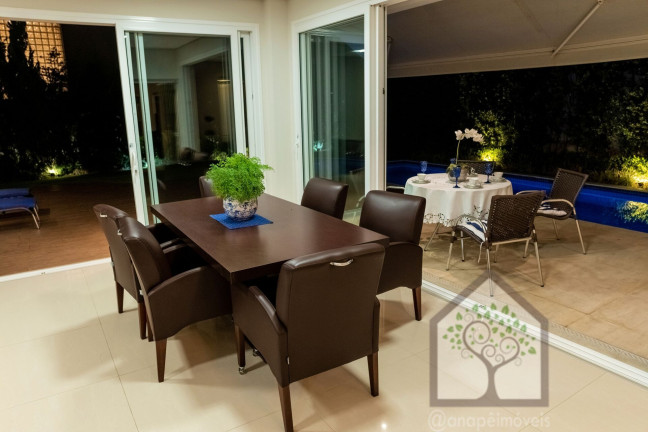 Imagem Casa com 4 Quartos à Venda, 470 m² em Jurerê Internacional - Florianópolis Imagem Casa com 4 Quartos à Venda, 470 m² em Jurerê Internacional - Florianópolis