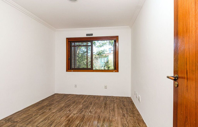 Imagem Casa com 3 Quartos à Venda, 232 m² em Jardim Isabel - Porto Alegre Imagem Casa com 3 Quartos à Venda, 232 m² em Jardim Isabel - Porto Alegre